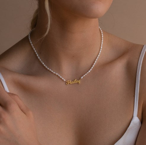 DIY Pearl Necklace with Personalized Name Engraving